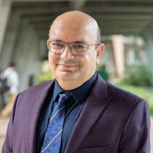 Dr Amirhassan Monajemi